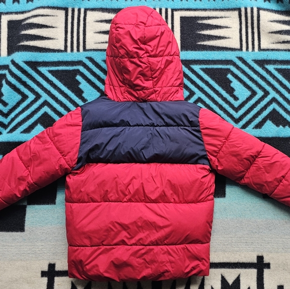 Amazon Essentials Heavyweight Hooded Puffer Jacket XS (4-5) - Picture 8 of 9